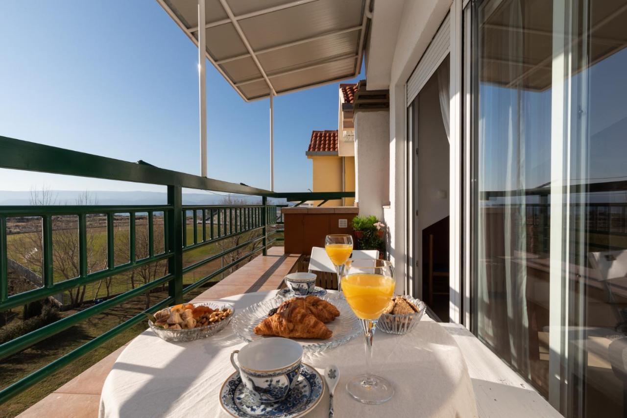 Apartman Monika Omiš Exterior foto