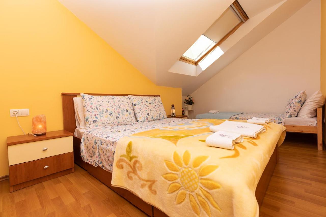 Apartman Monika Omiš Exterior foto